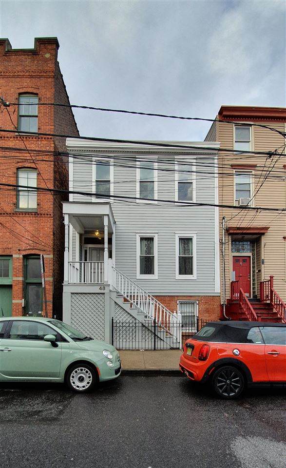 48 Wayne St - Photo 1