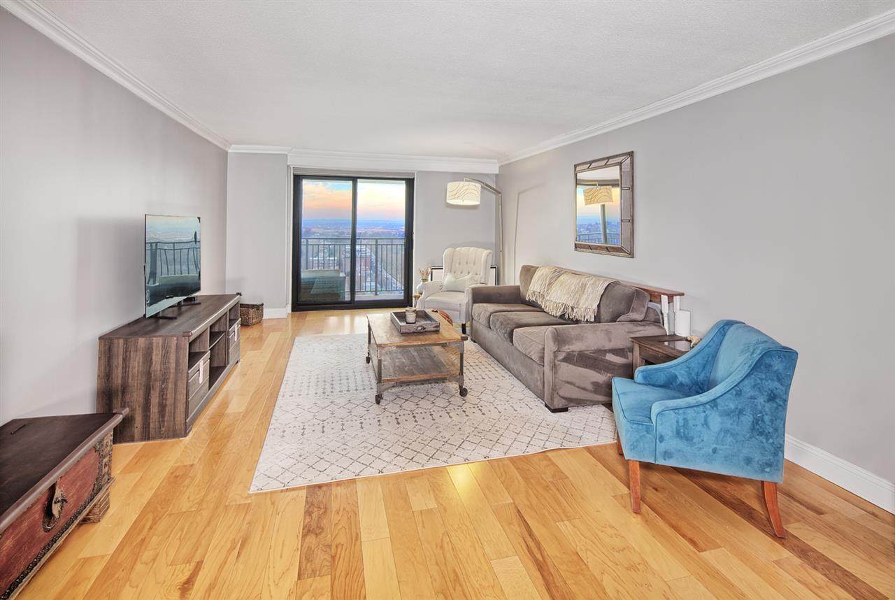 7855 Blvd East - Photo 1