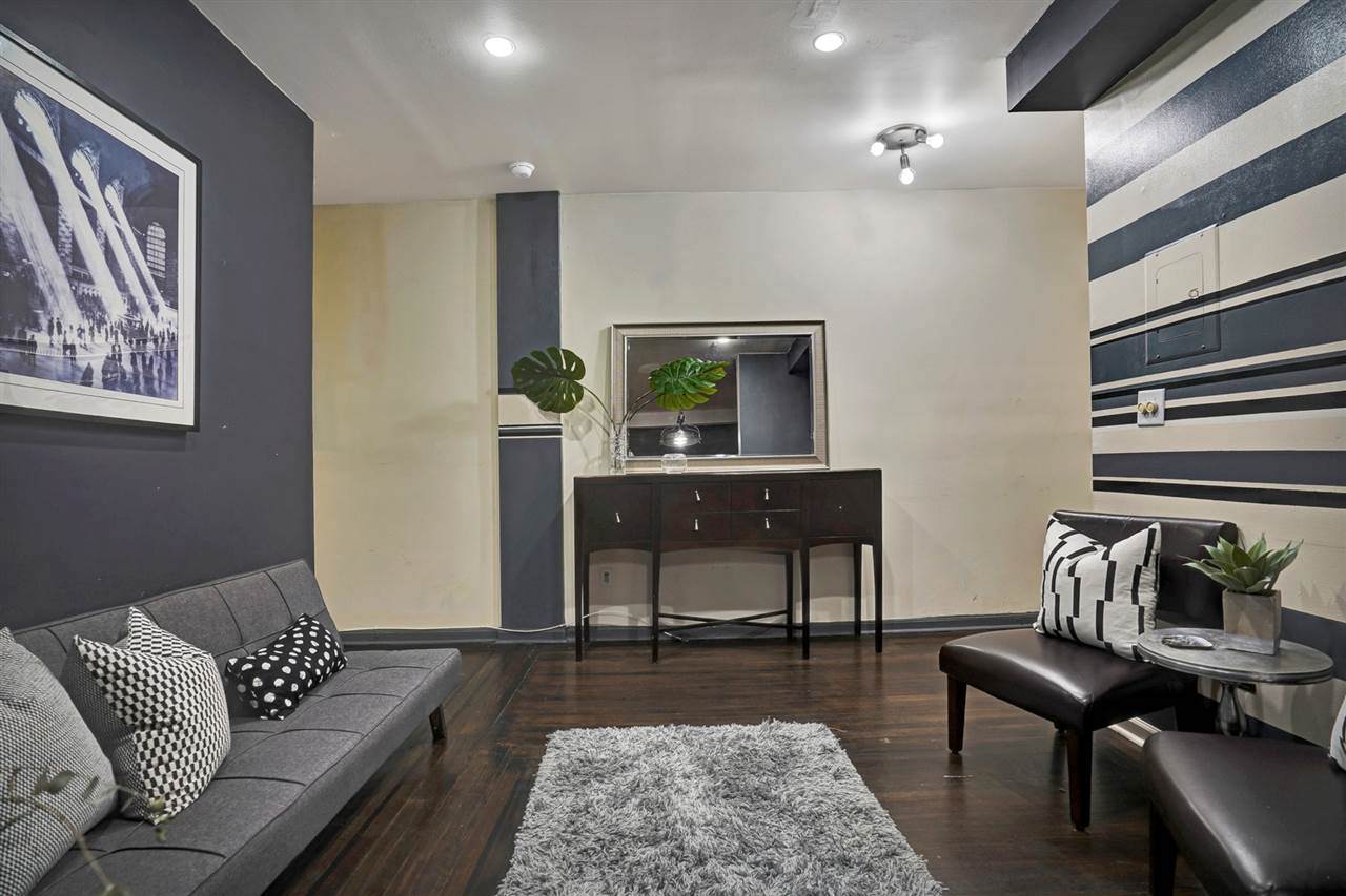 260 Harrison Ave - Photo 1