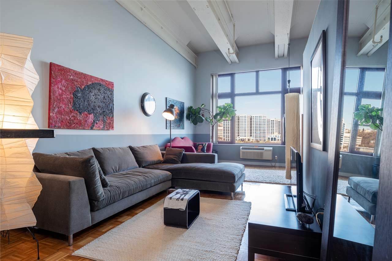 1500 Washington St - Photo 1