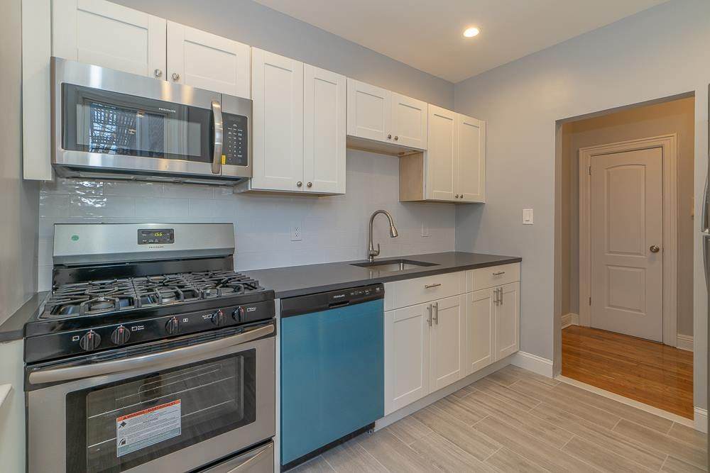 292 Harrison Ave - Photo 1