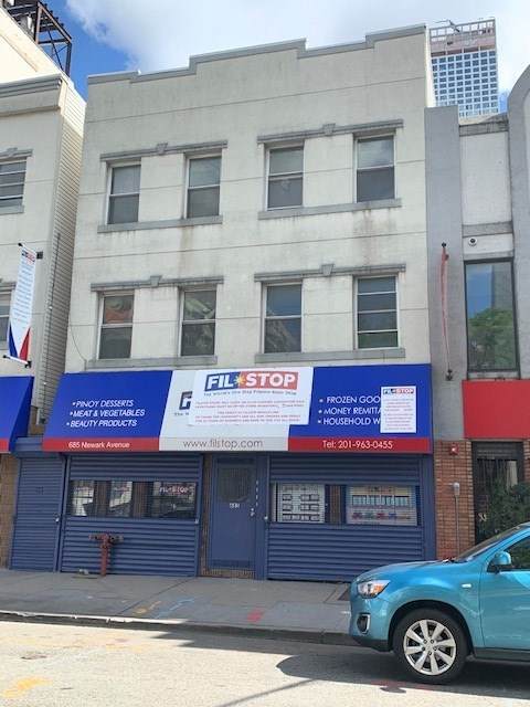685 Newark Ave - Photo 1