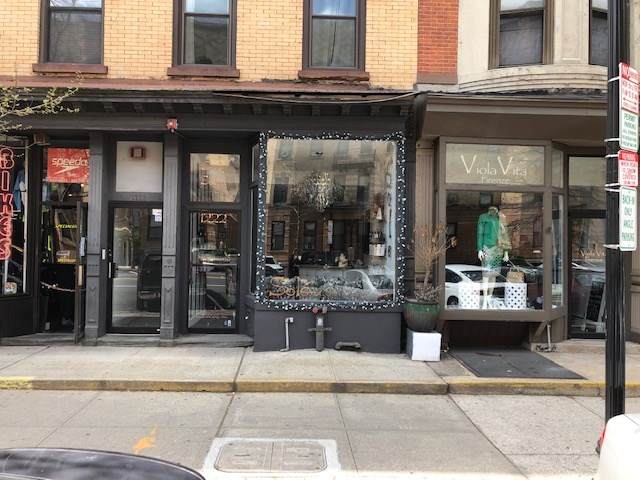 1222 Washington St - Photo 1