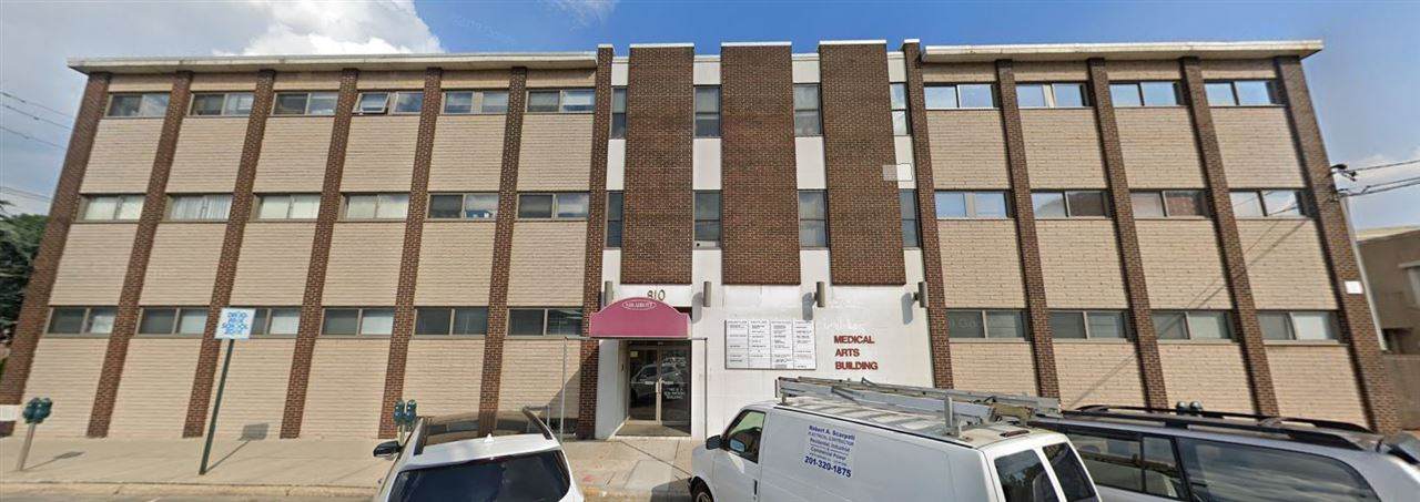 810 Abbott Blvd - Photo 1