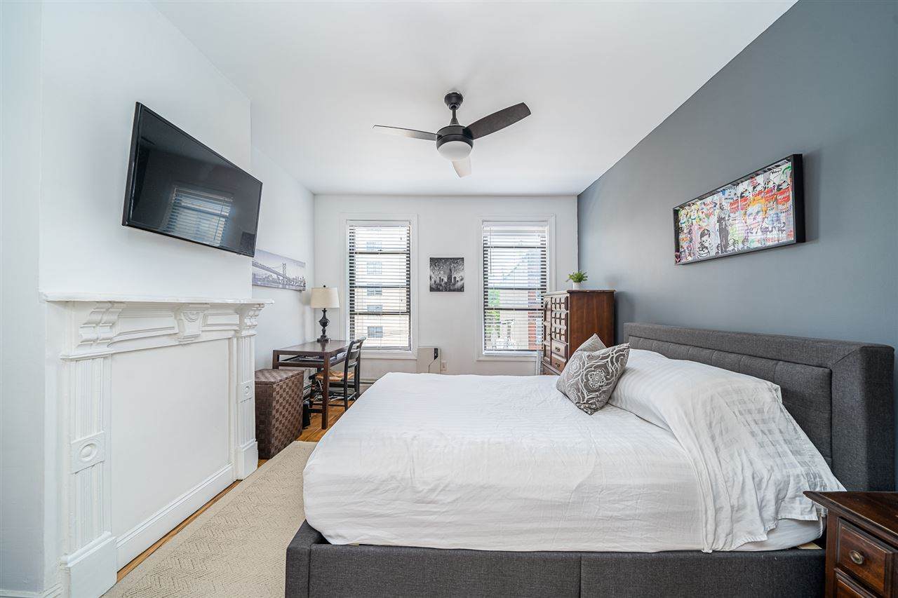 214 Jefferson St - Photo 1