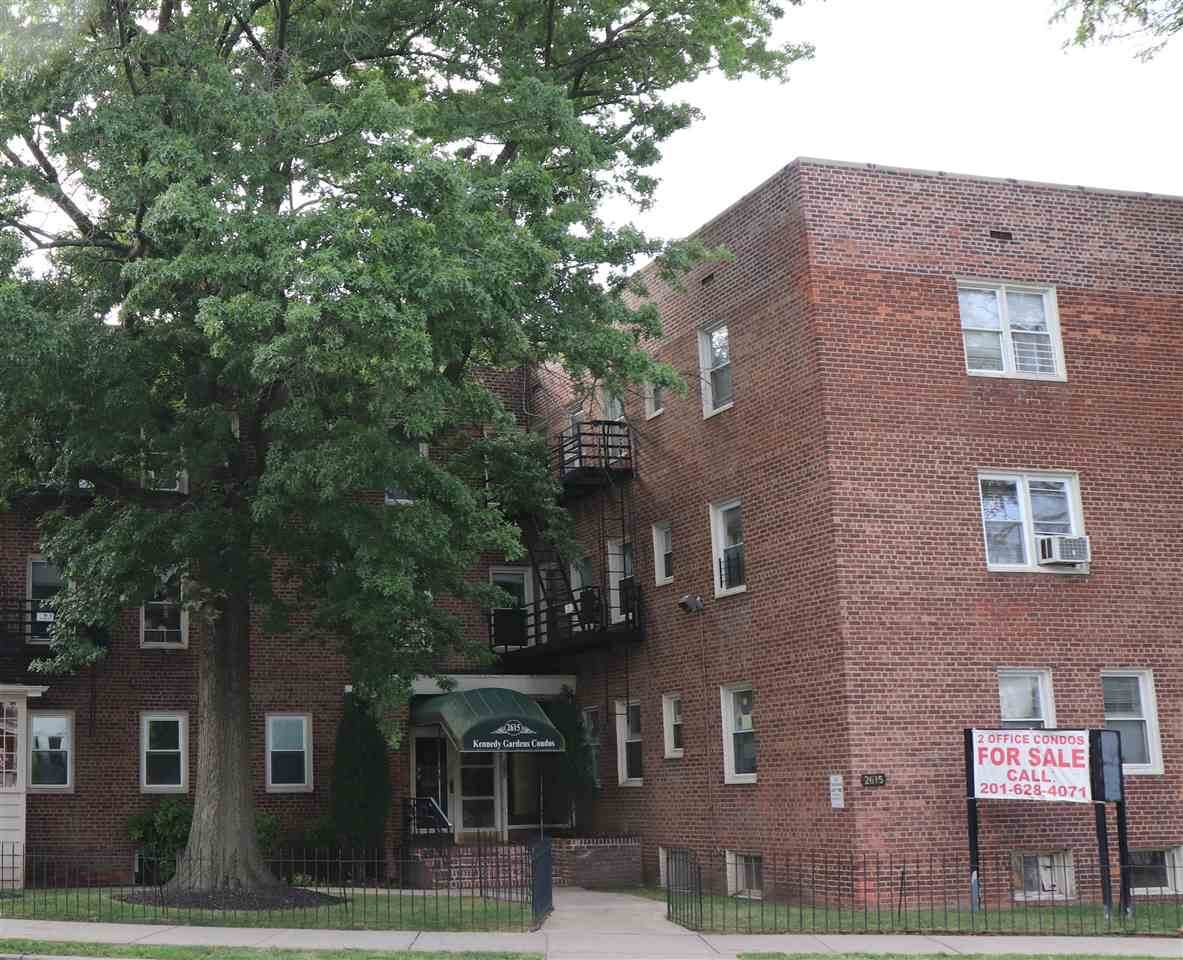 2615 Kennedy Blvd - Photo 1