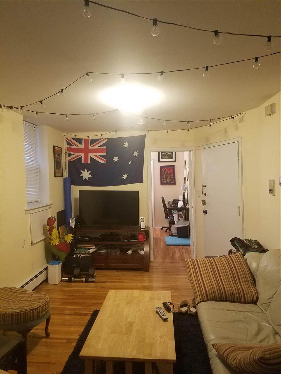 624 Park Ave - Photo 1