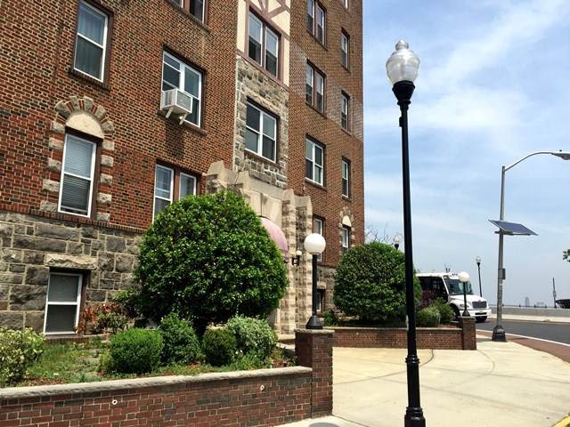 7435 Blvd East - Photo 1