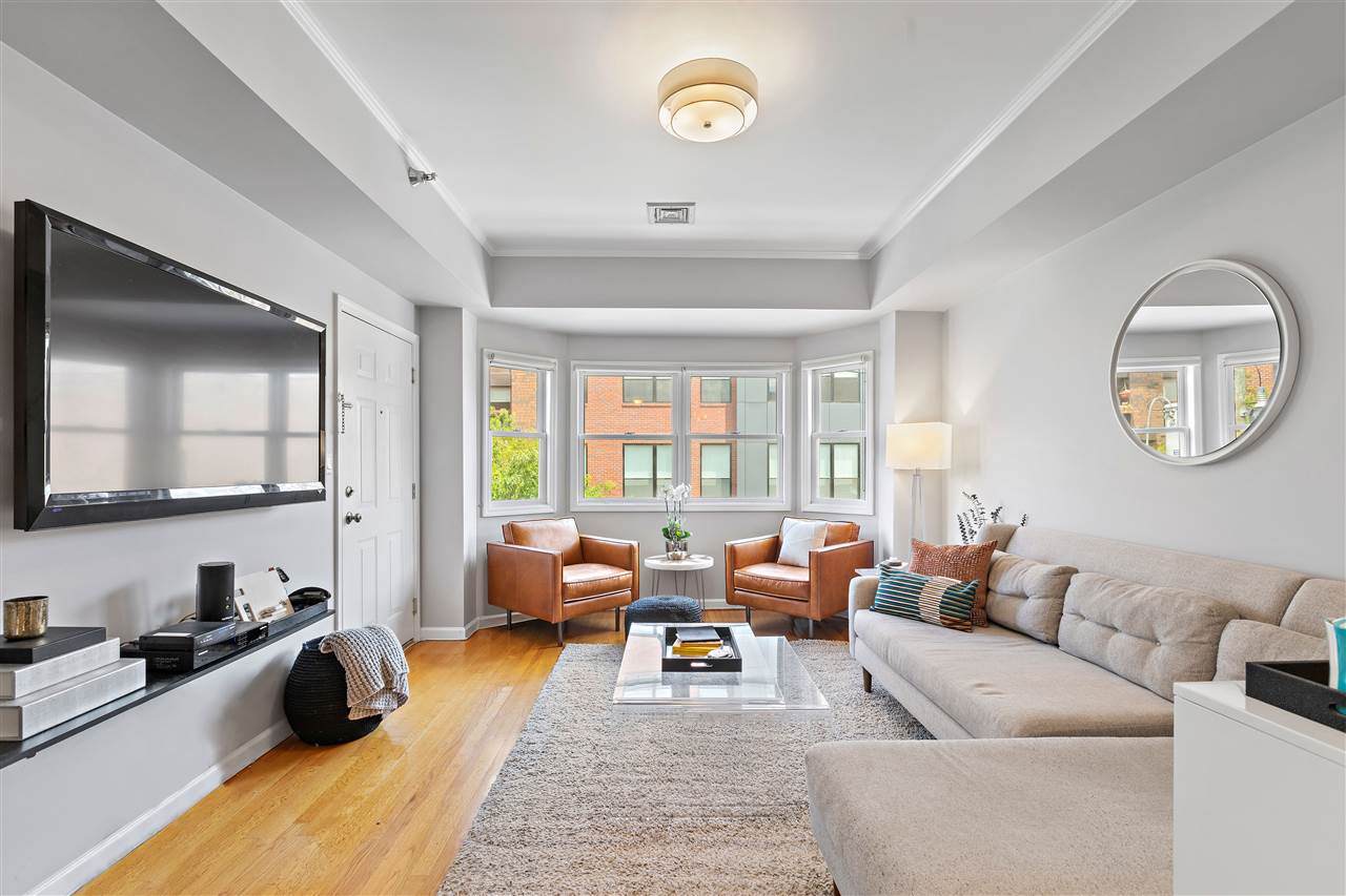 309 2ND ST - Photo 1