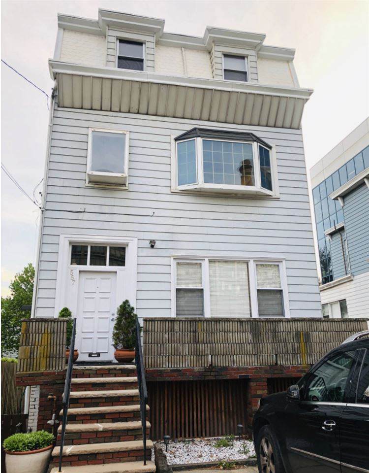557 Pavonia Ave - Photo 1
