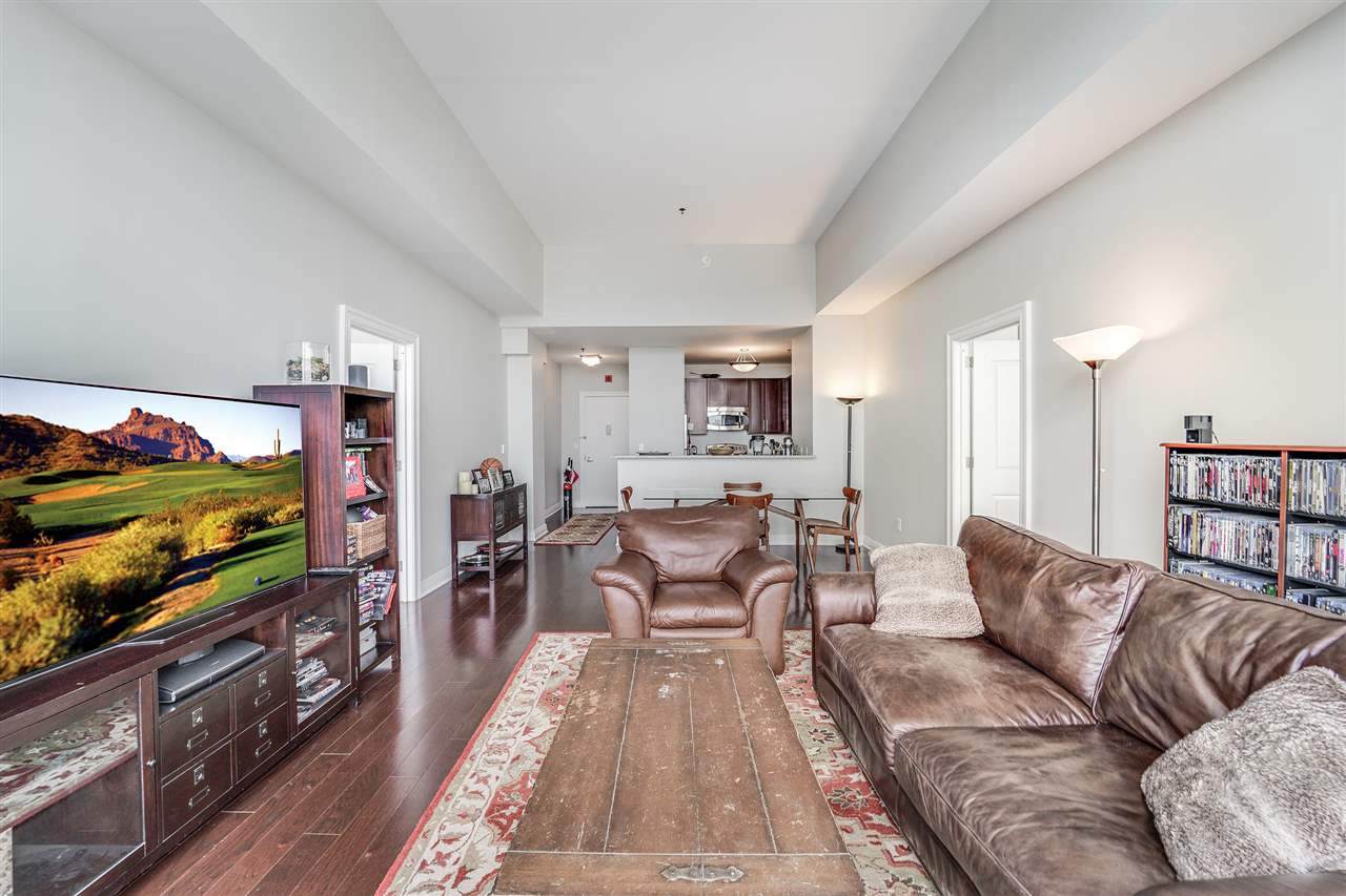 1500 Hudson St - Photo 1
