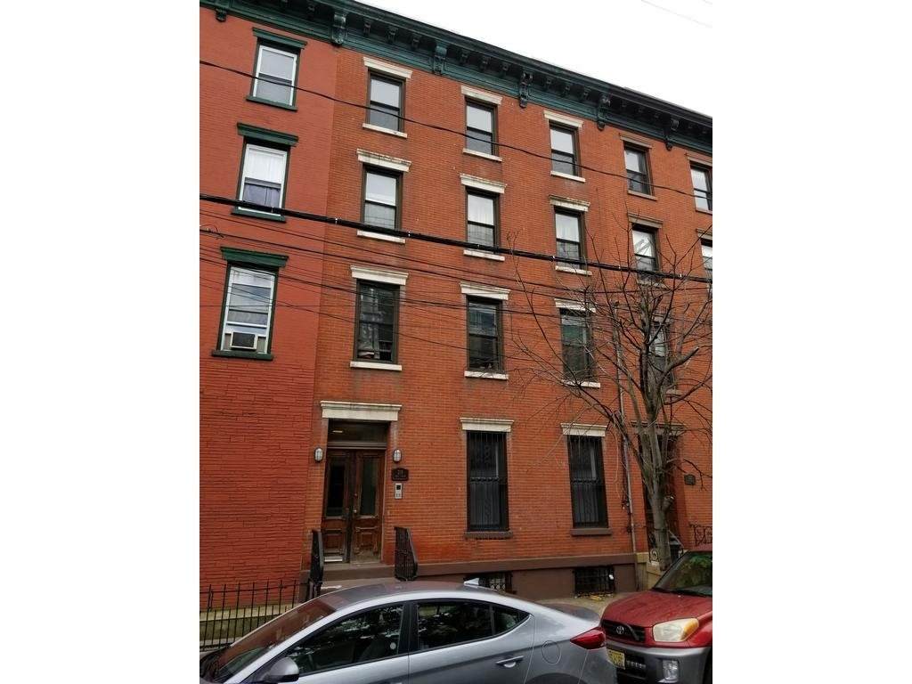 219 1ST ST - Photo 1