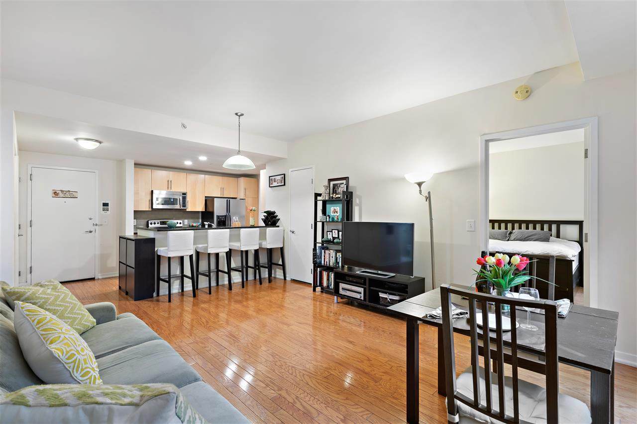 149 Essex St - Photo 1
