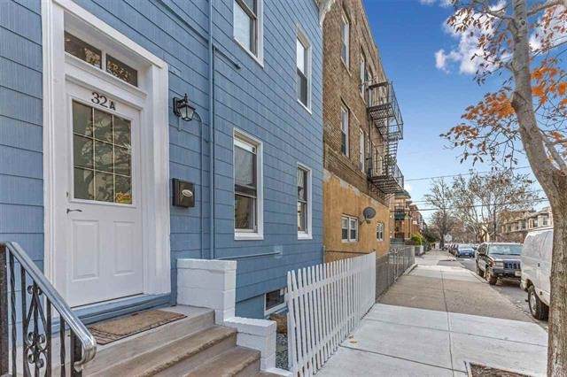 32a Concord St - Photo 1