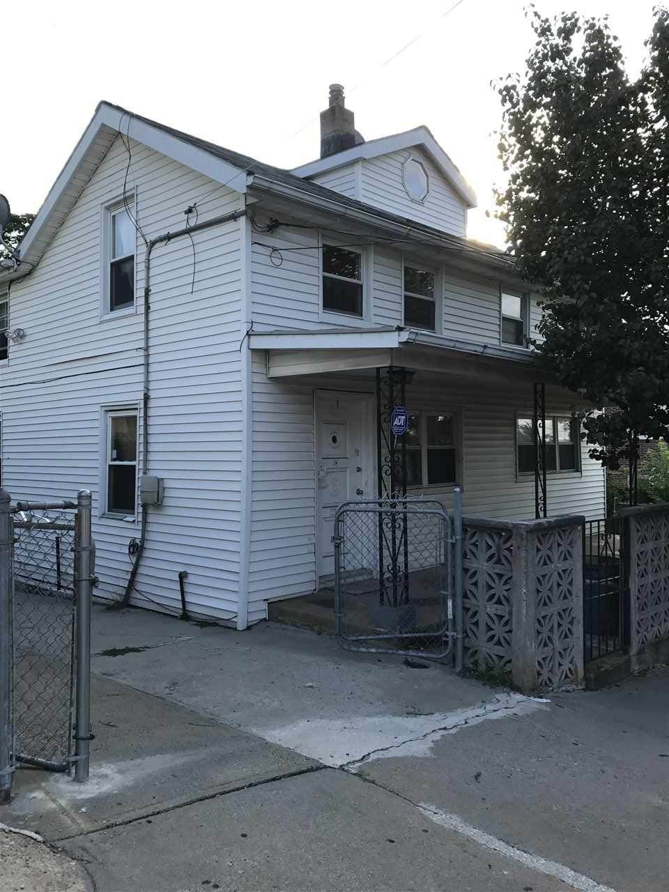 1331 46TH ST - Photo 1