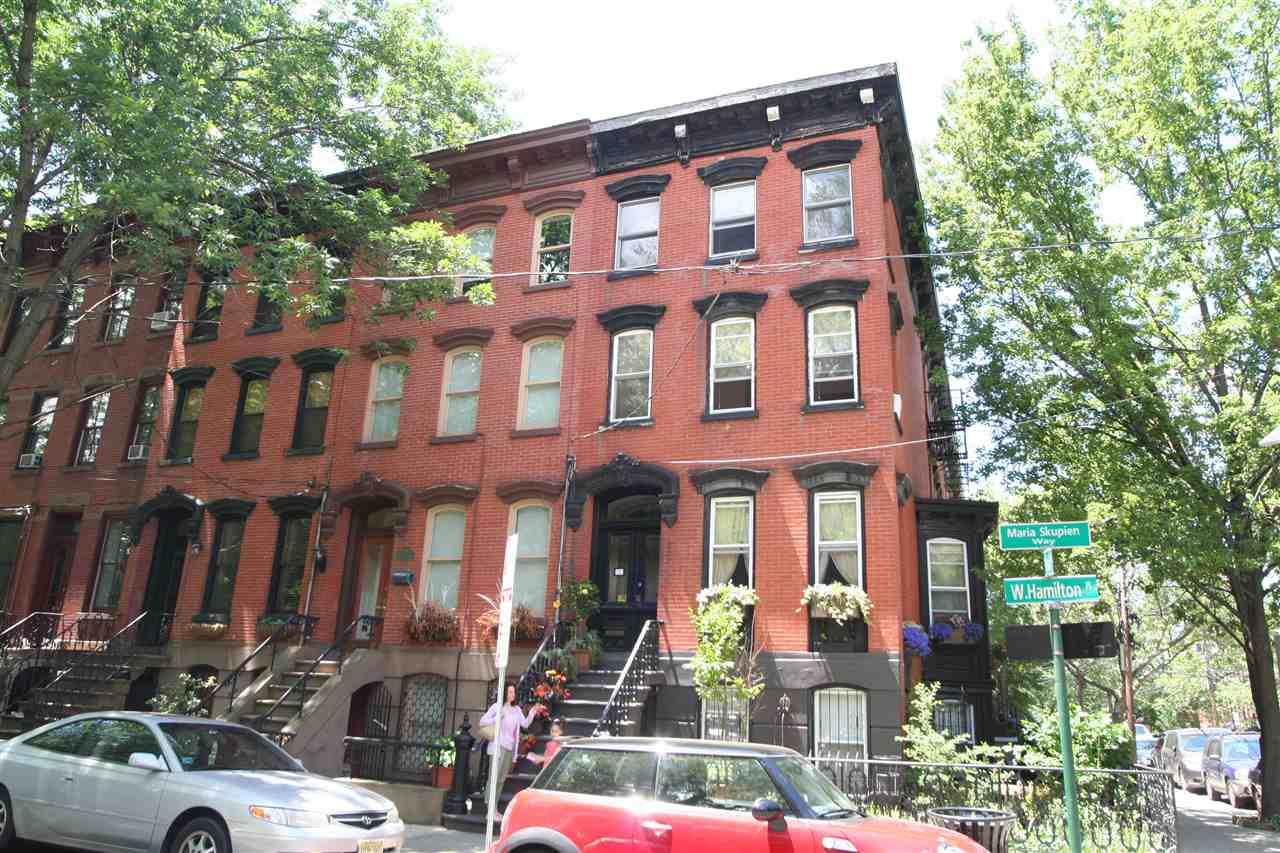 24 West Hamilton Pl - Photo 1