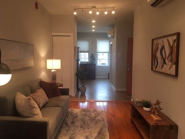 60 Madison St - Photo 1