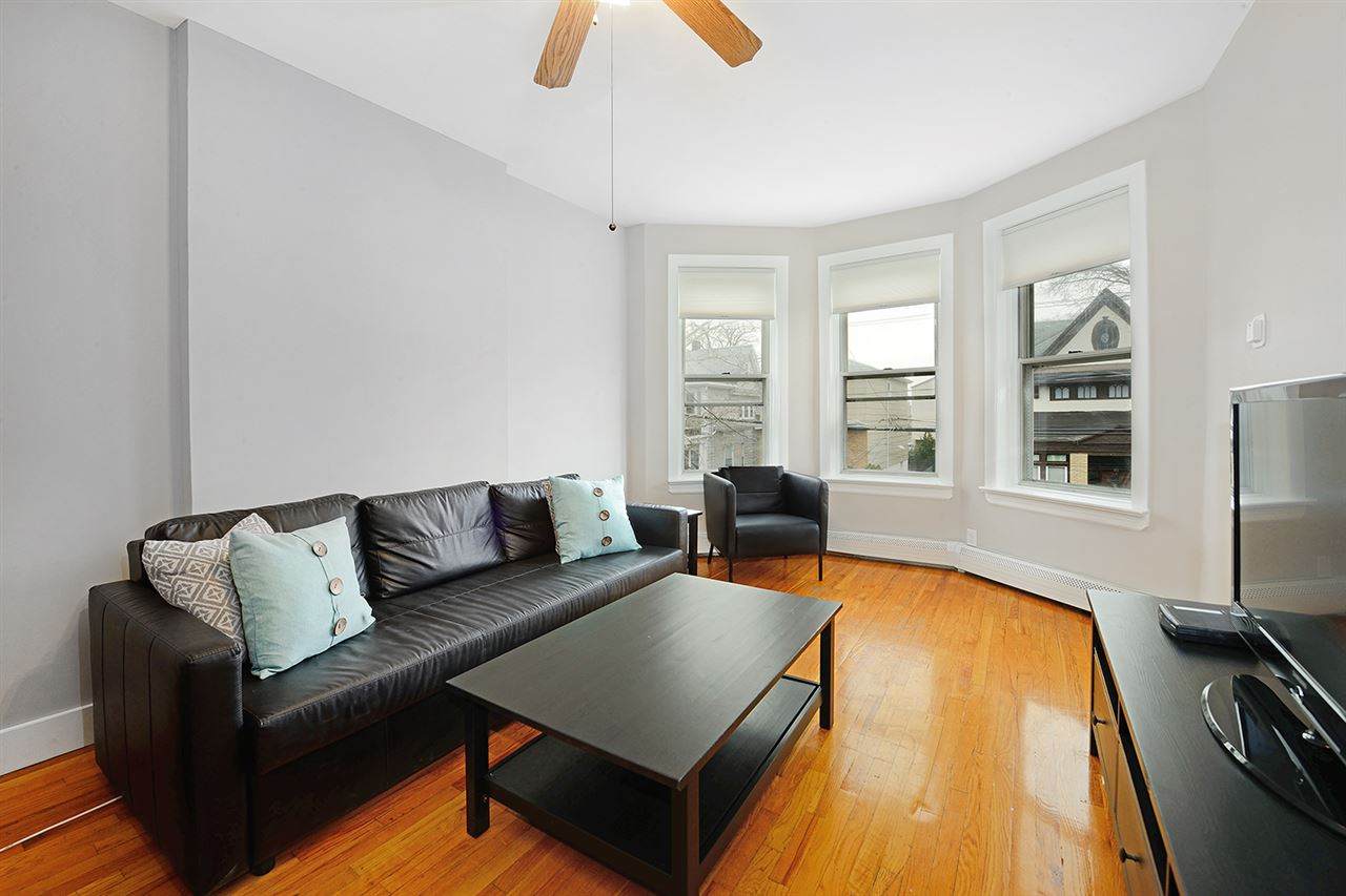 51 Bonn Pl - Photo 1