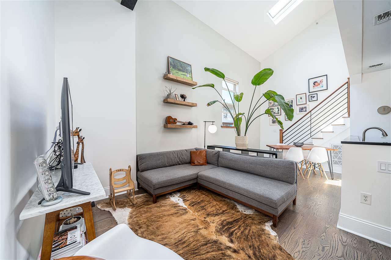 9 Coles St - Photo 1