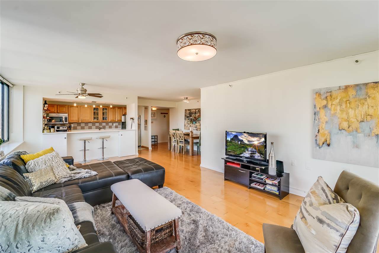 551 Observer Highway - Photo 1