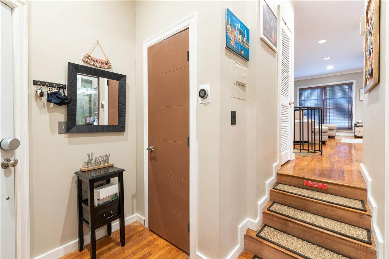 579 Palisade Ave - Photo 1