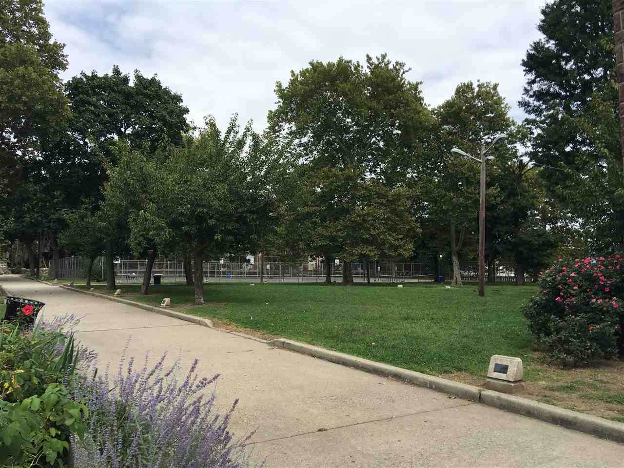 181 South St - Photo 1