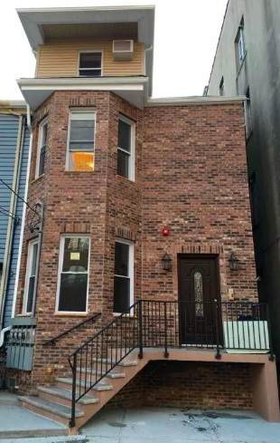 1616 Palisade Ave - Photo 1