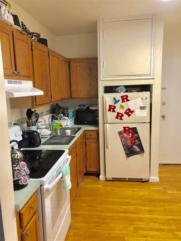 600 Monroe St - Photo 1