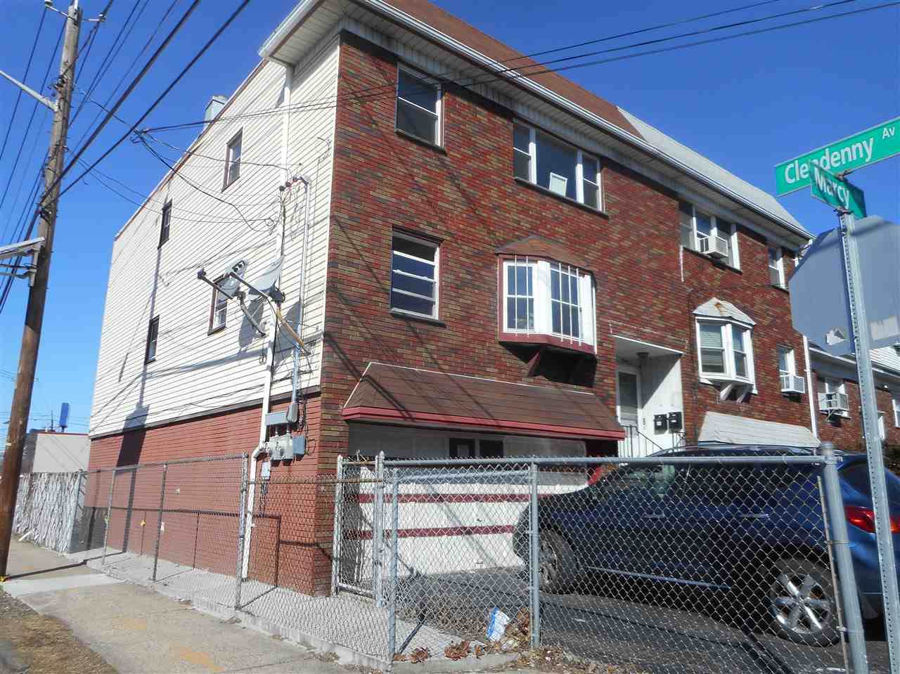 1 Marcy Ave - Photo 1