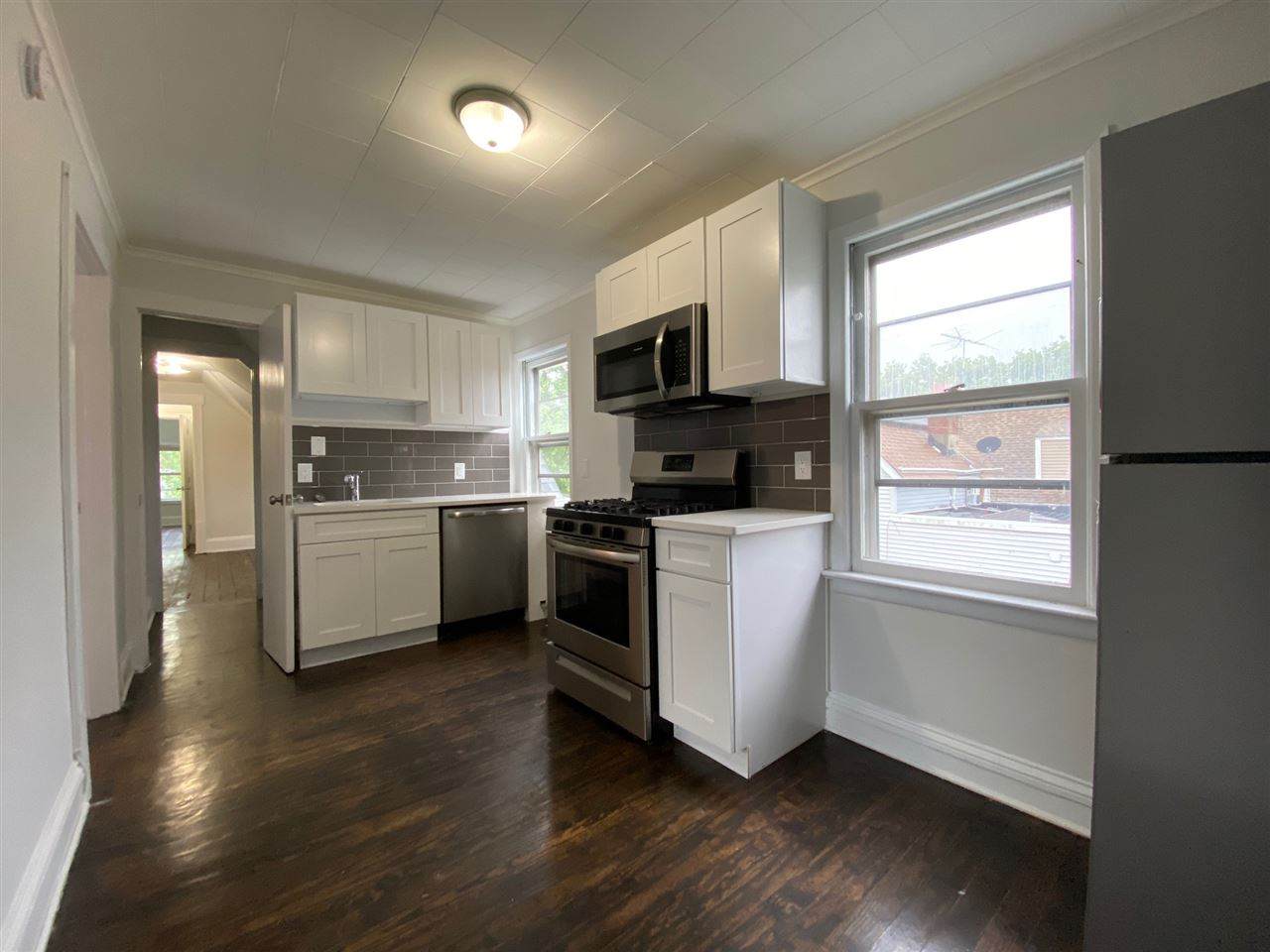 553 Avenue E - Photo 1