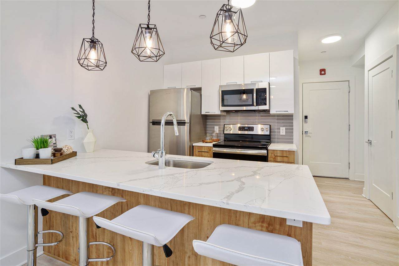 5100 Hudson Ave - Photo 1