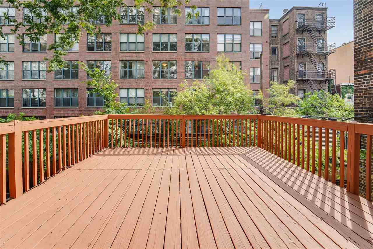 45 Mercer St - Photo 1