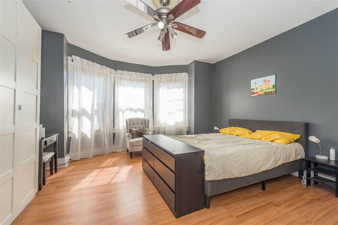 66 Gautier Ave - Photo 1