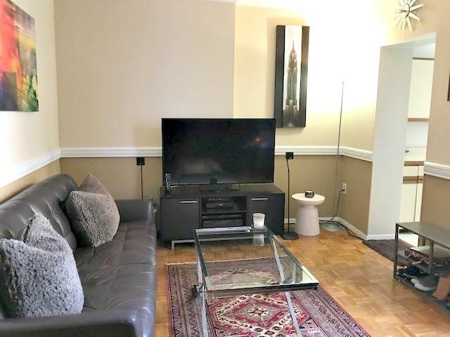104 6TH ST - Photo 1
