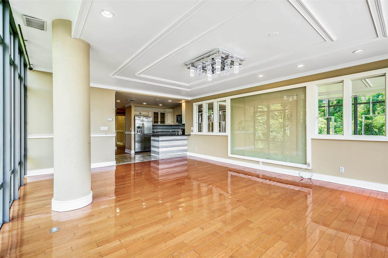 8125 River Rd - Photo 1