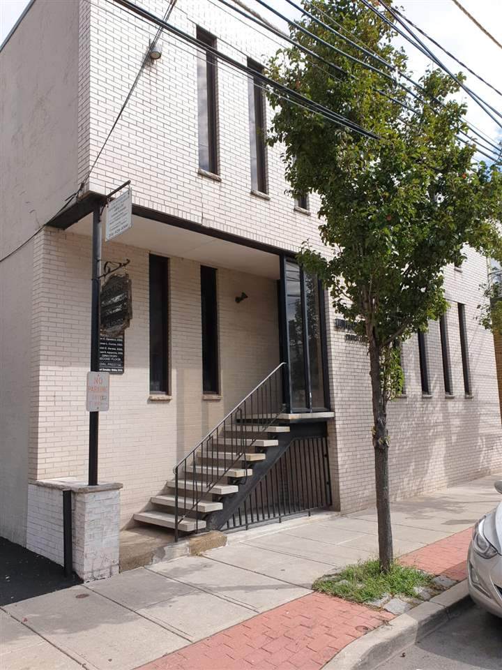 322 48TH ST - Photo 1