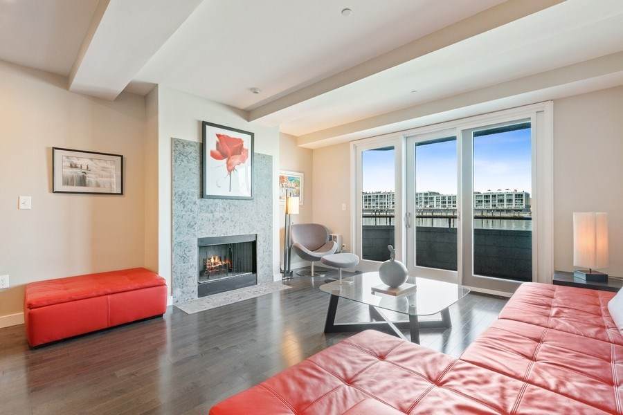 600 Harbor Blvd - Photo 1