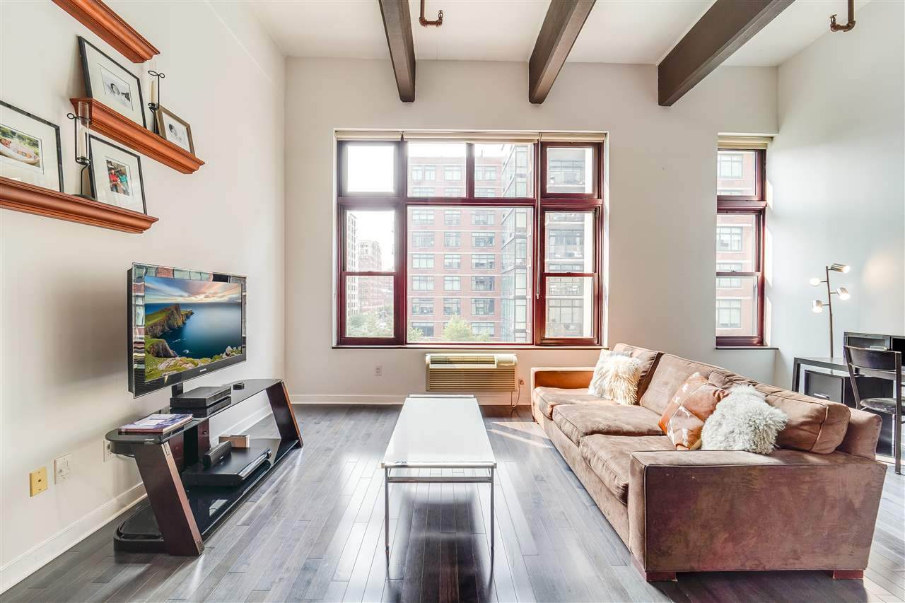 1500 Hudson St - Photo 1