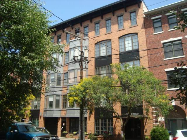 83 Monroe St - Photo 1