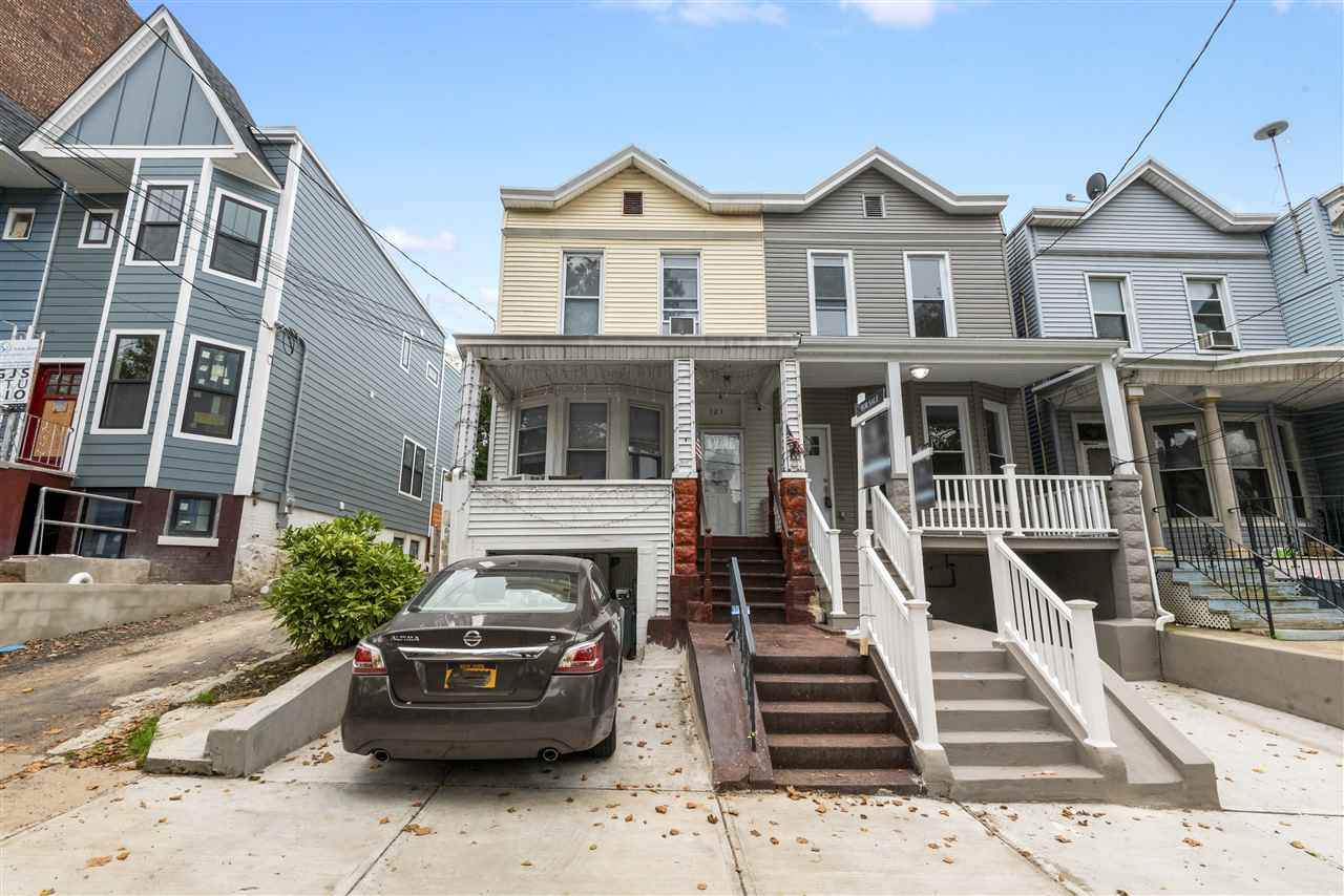 121 Highland Ave - Photo 1