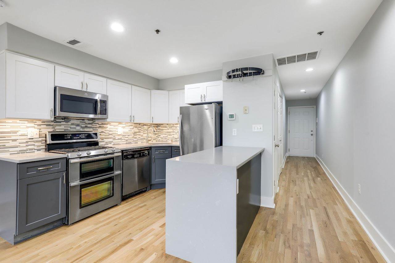 224 Hudson St - Photo 1