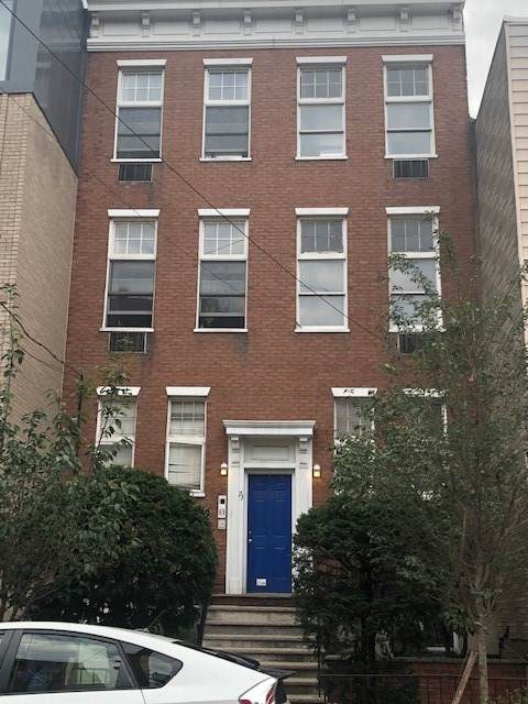 73 Madison St - Photo 1