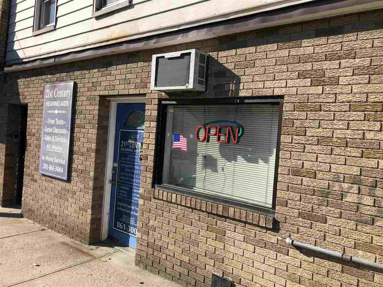 6311 Kennedy Blvd - Photo 1