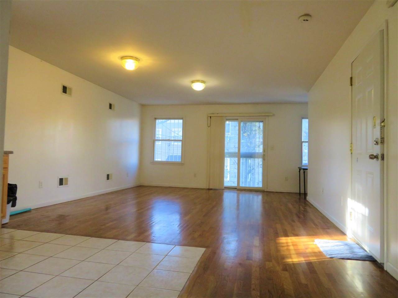14 Nevins St - Photo 1