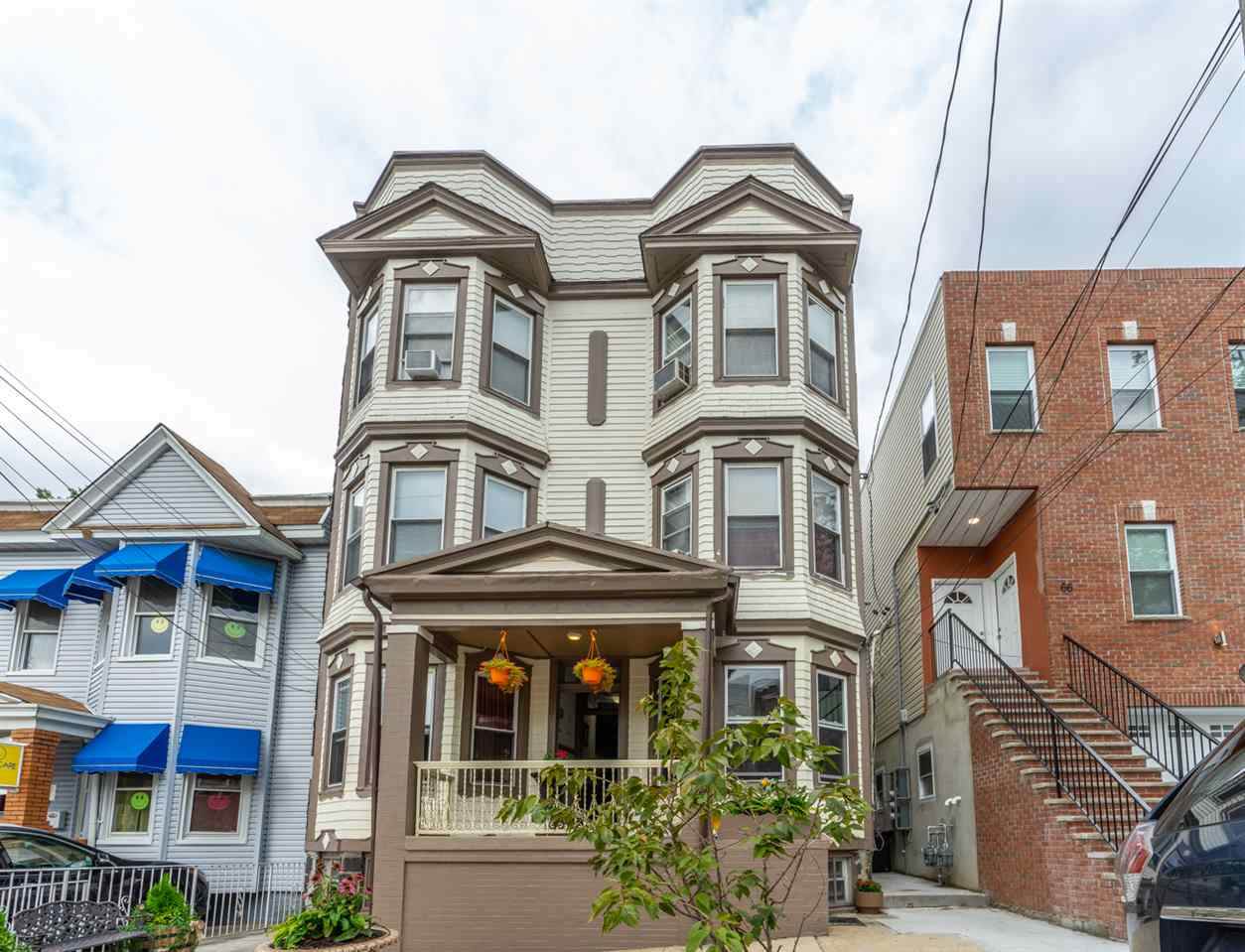 68 Beach St - Photo 1