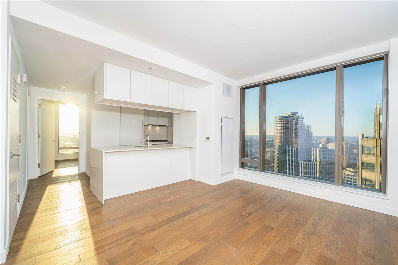 99 Hudson St - Photo 1