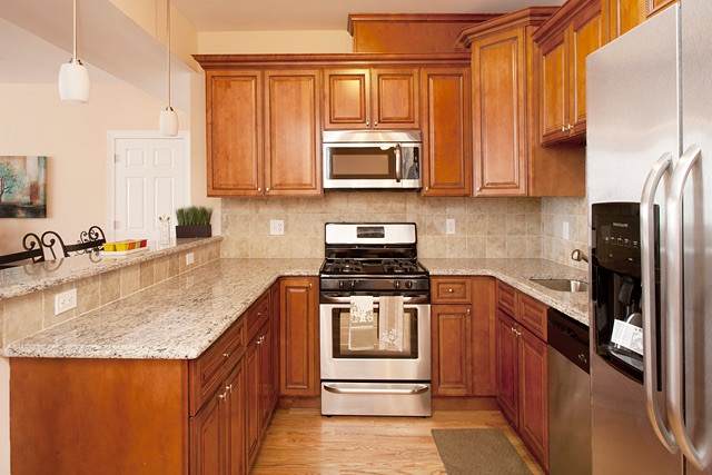 422 68TH ST - Photo 1