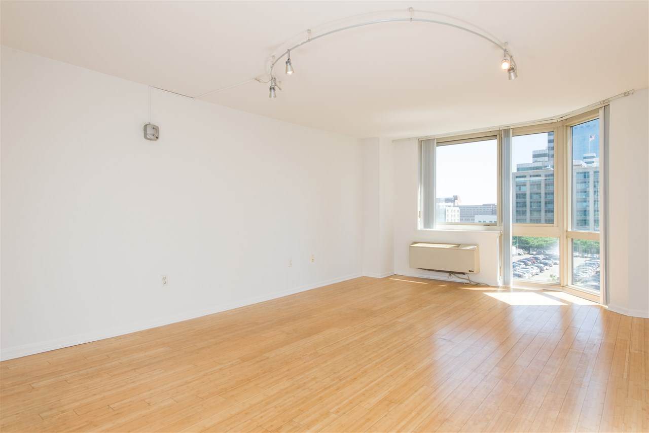 20 2ND ST - Photo 1