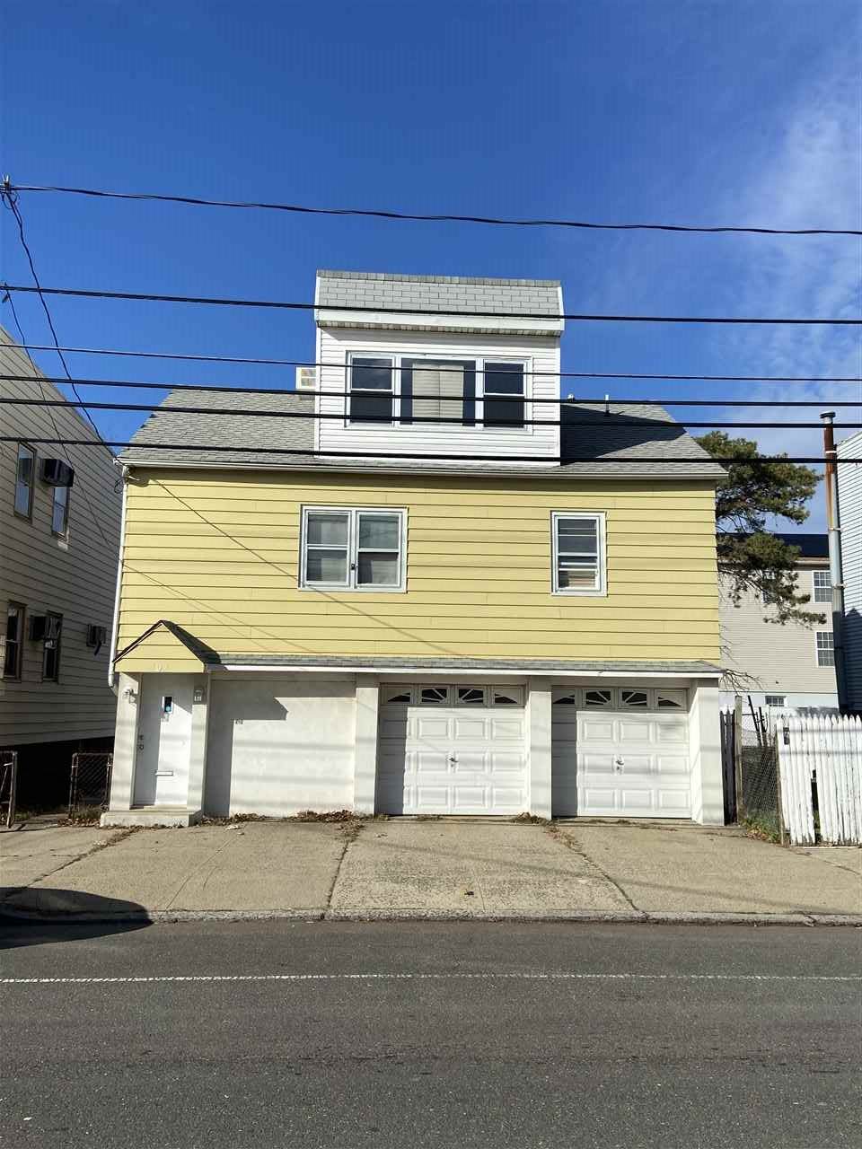 107 Avenue F - Photo 1