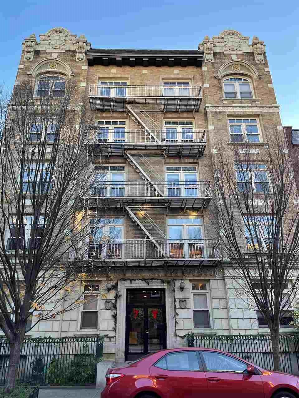 47 Mercer St - Photo 1